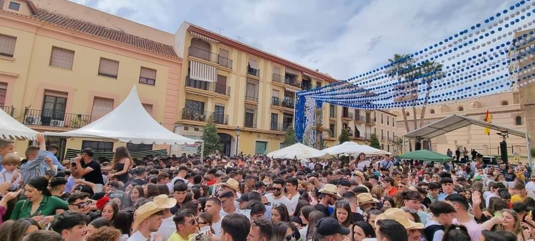Motril se vuelca con las Cruces 2022 que retoman la tradición después de dos años